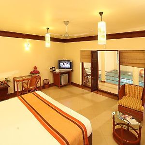 Pool studio of F&B; of Laundry; Complimentary 01 hour Cycling; on Spa; Evening Tea or coffee cookies; Specially reserved table the restaurant